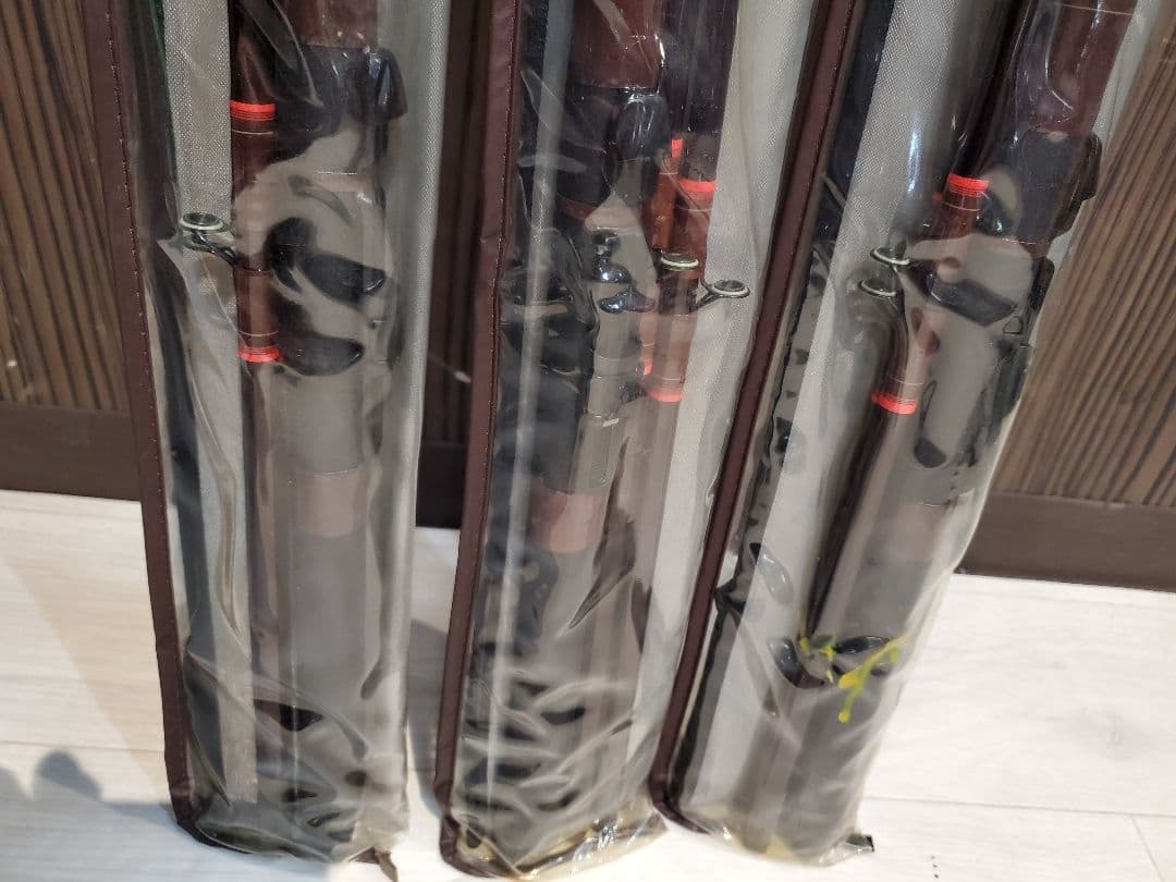 未使用　カーボン舟竿　秘伝　1-210　３本セット