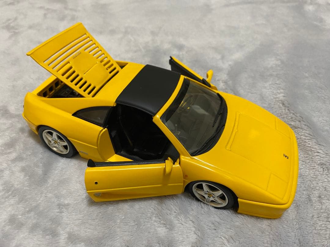 ミニカー HOTWHEELS Ferrari F355 GTS 1/18