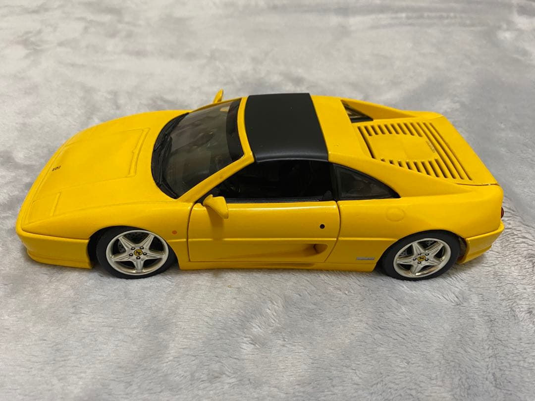 ミニカー HOTWHEELS Ferrari F355 GTS 1/18