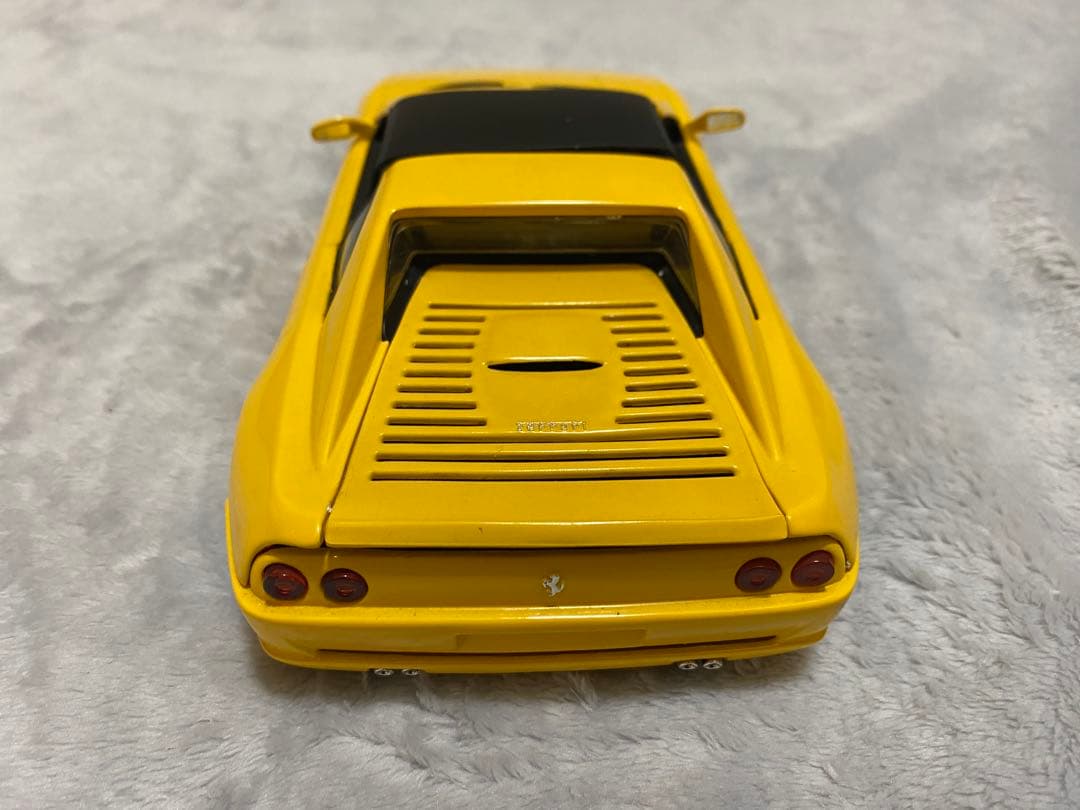ミニカー HOTWHEELS Ferrari F355 GTS 1/18