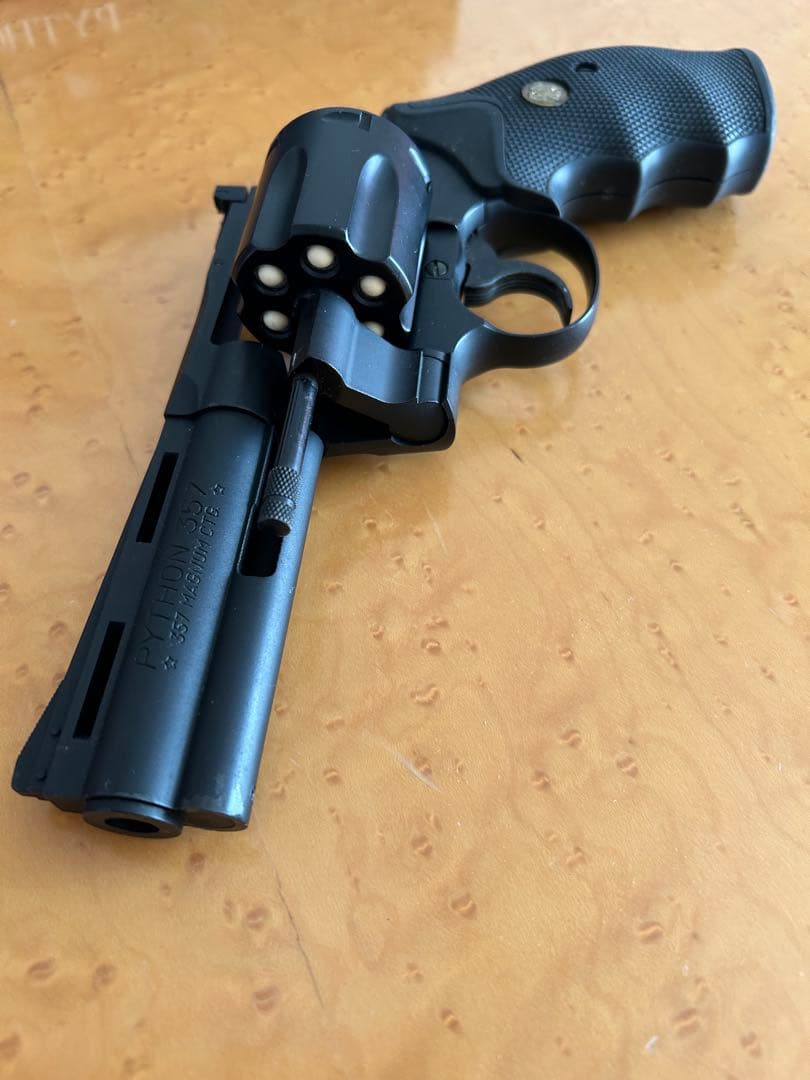 コルトパイソン357mag4inch東京マルイ