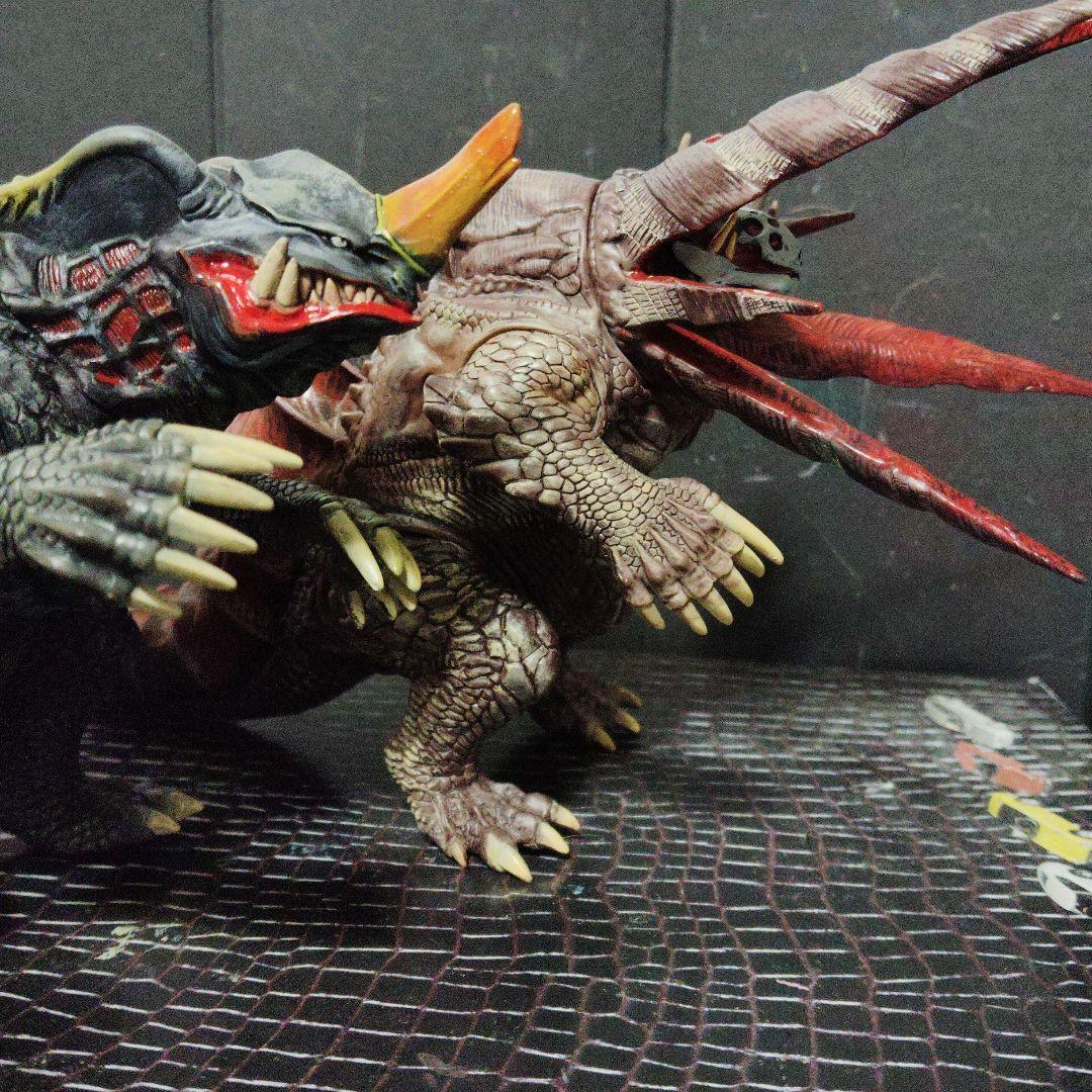 ウルトラ怪獣DXシンネロンガ.シンガボラ（ムービーモンスター）