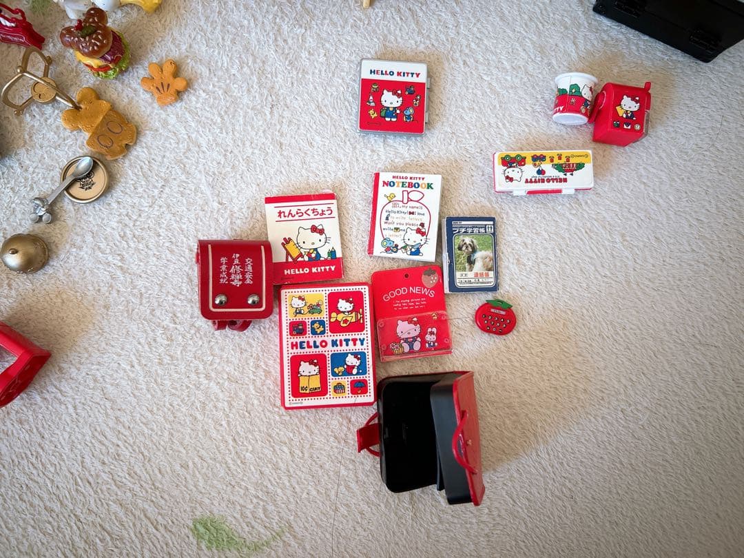 リーメント　流し台　勉強机　ケーキショーケースなど