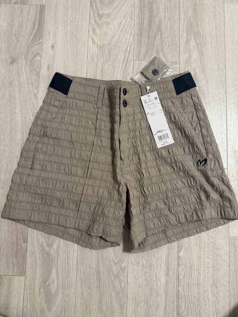 【新品・未使用】マスターバニー　ショートパンツ　ベージュ