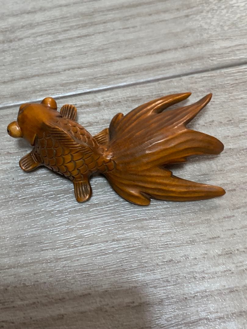 根付　木材　金魚　在銘