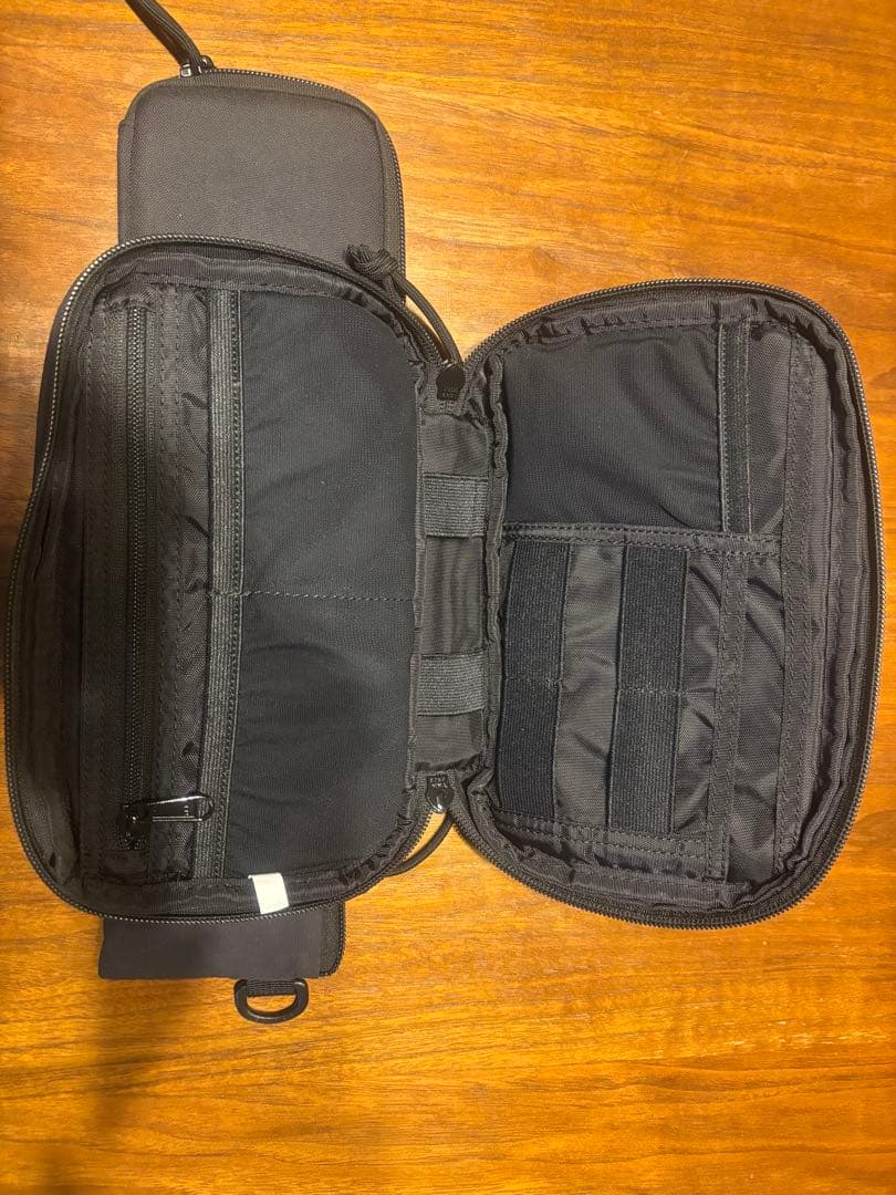 お買得❗️最終値引❗️BRIEFING トラベルポーチ 3点セット！おしゃれ❗️