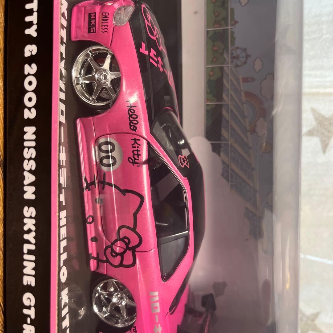ハローキティ 2002年日産スカイラインGT-R
