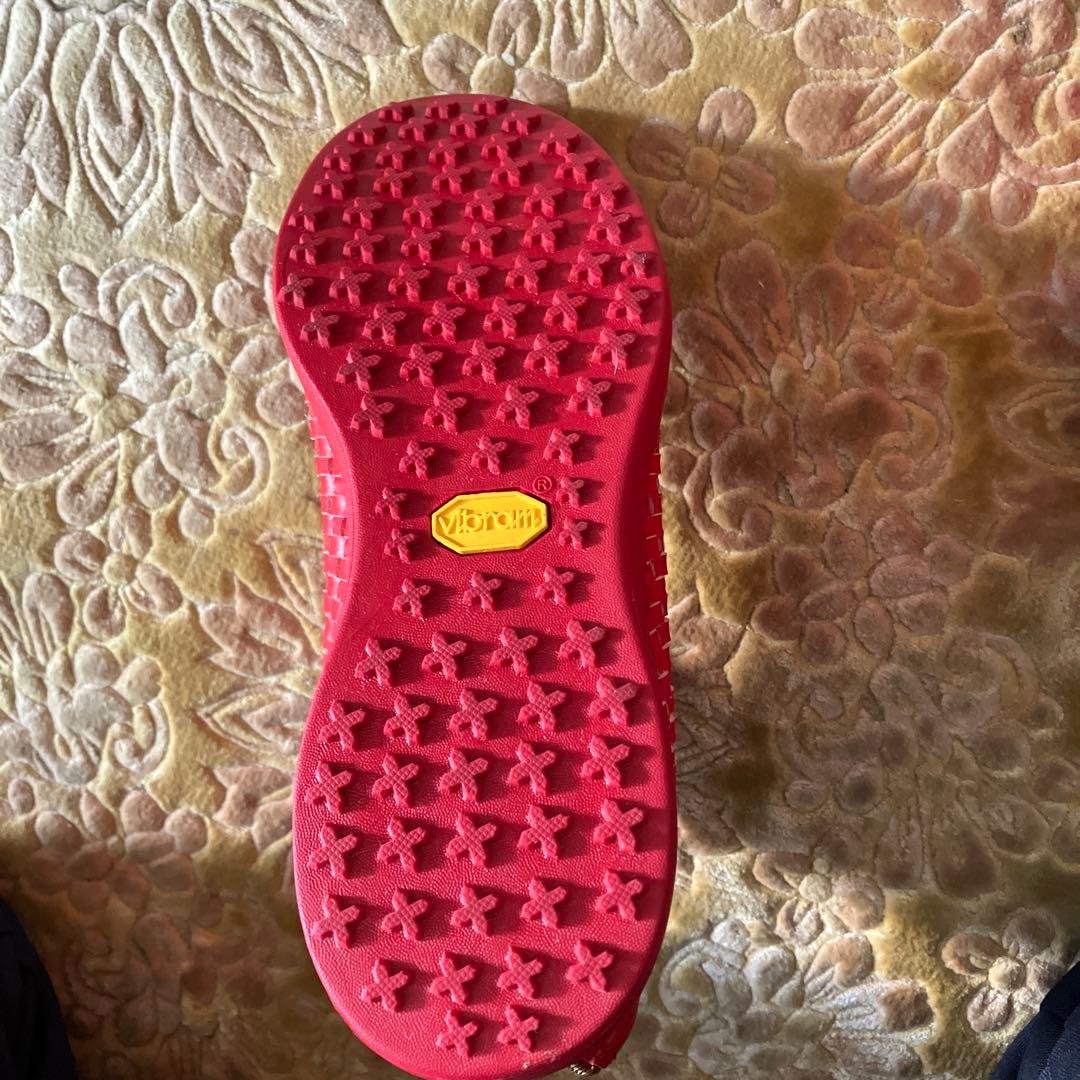 ヒールクリークスニーカーレディース レッド ハイカットVibramソール　ゴルフ