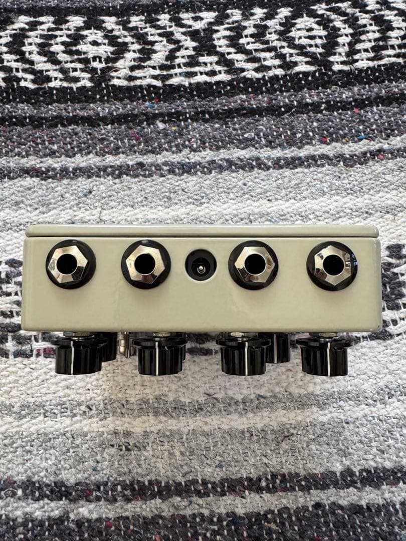 ギター Unobtanium Crazy Tube Circuits