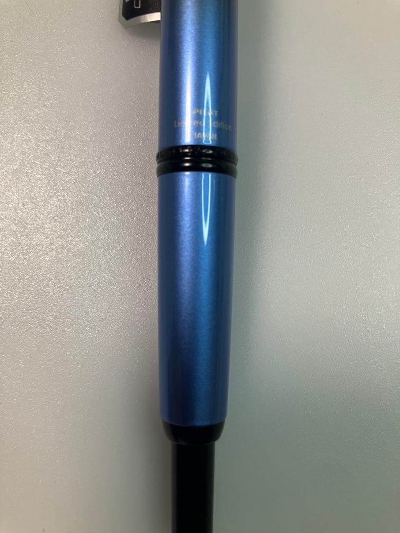 PILOT　パイロット　キャップレス　2021年限定　ブラックアイス　M-nib