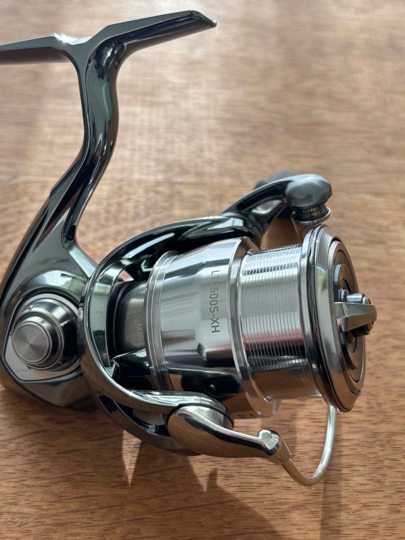 22イグジストlt2500s-xh 美品 ダイワ スピニングリール ステラ