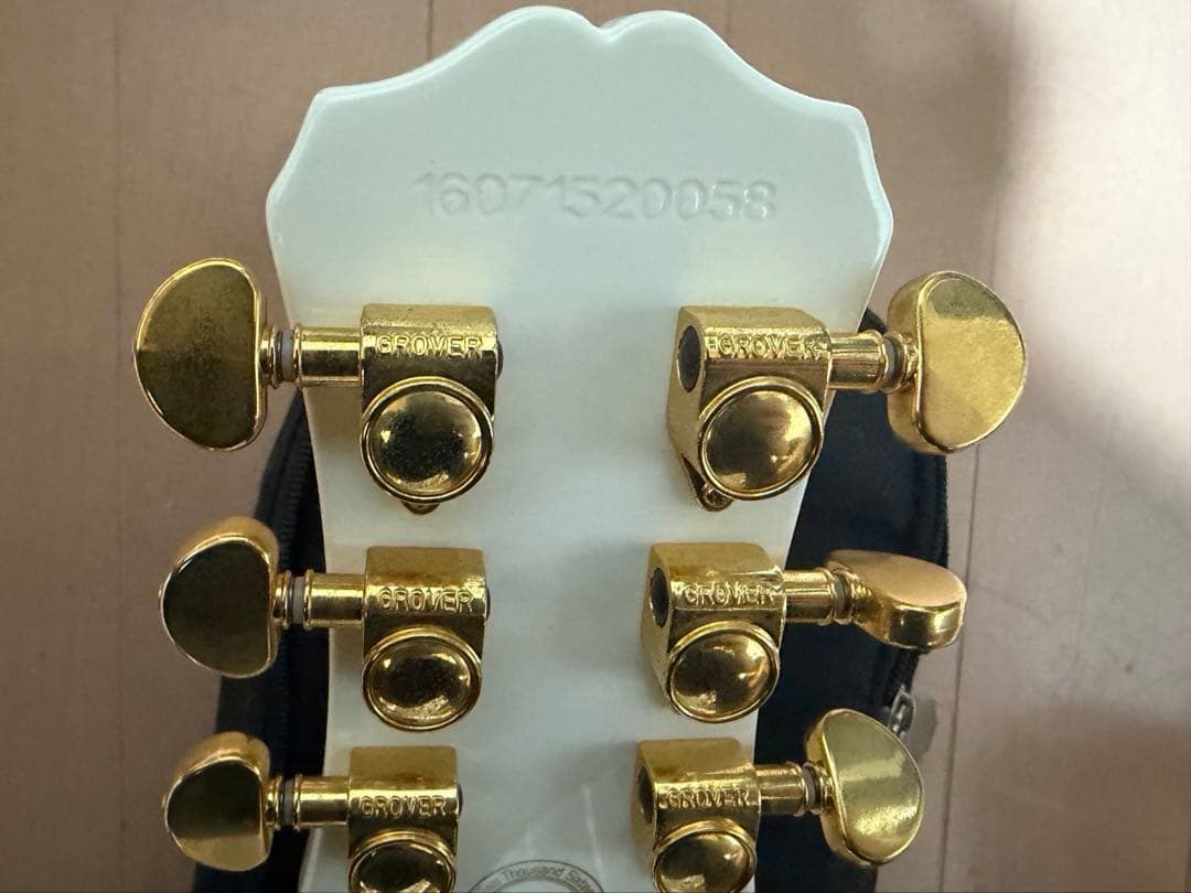 Epiphone Les Paul Custom PRO ホワイト