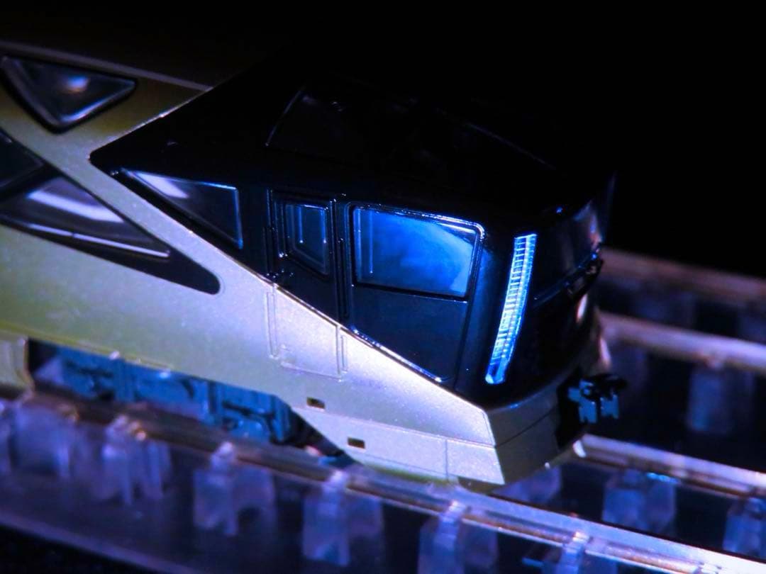 KATO E001形 TRAIN SUITE 四季島(全車室内灯付) 【新品】