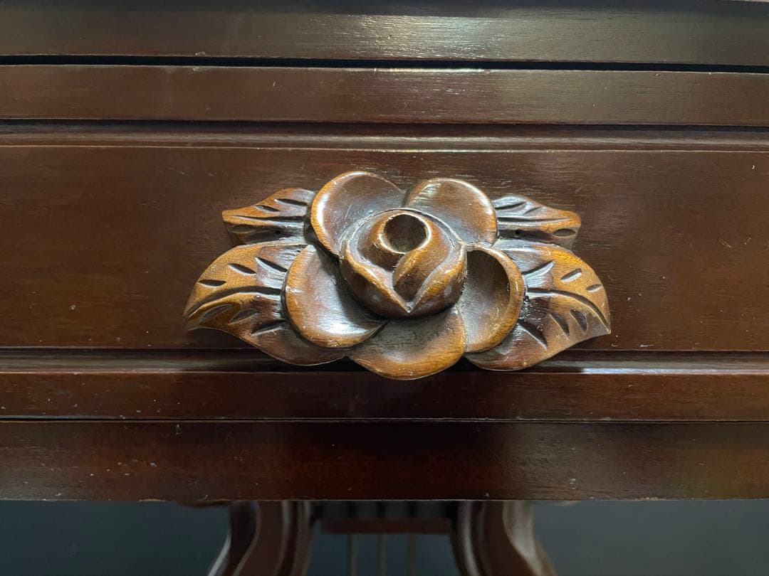 イタリア製　大理石　ハープ　サイドテーブル