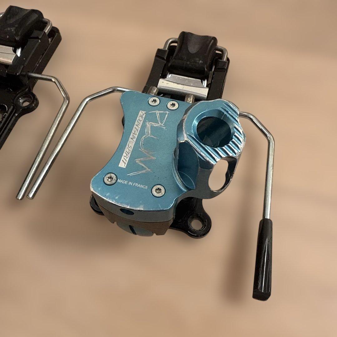 plum スキーツアービンディング