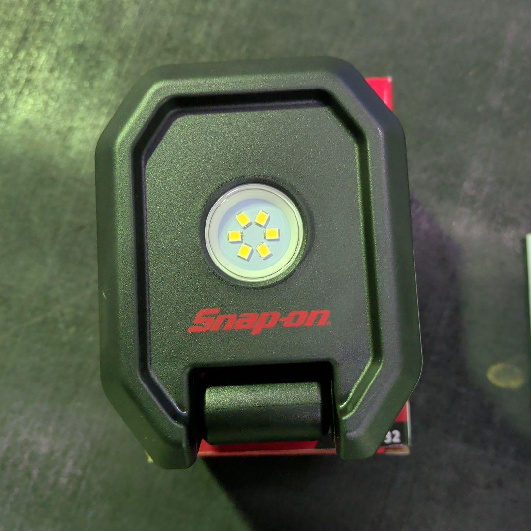 スナップオン 充電式クリップライト ECSPF032