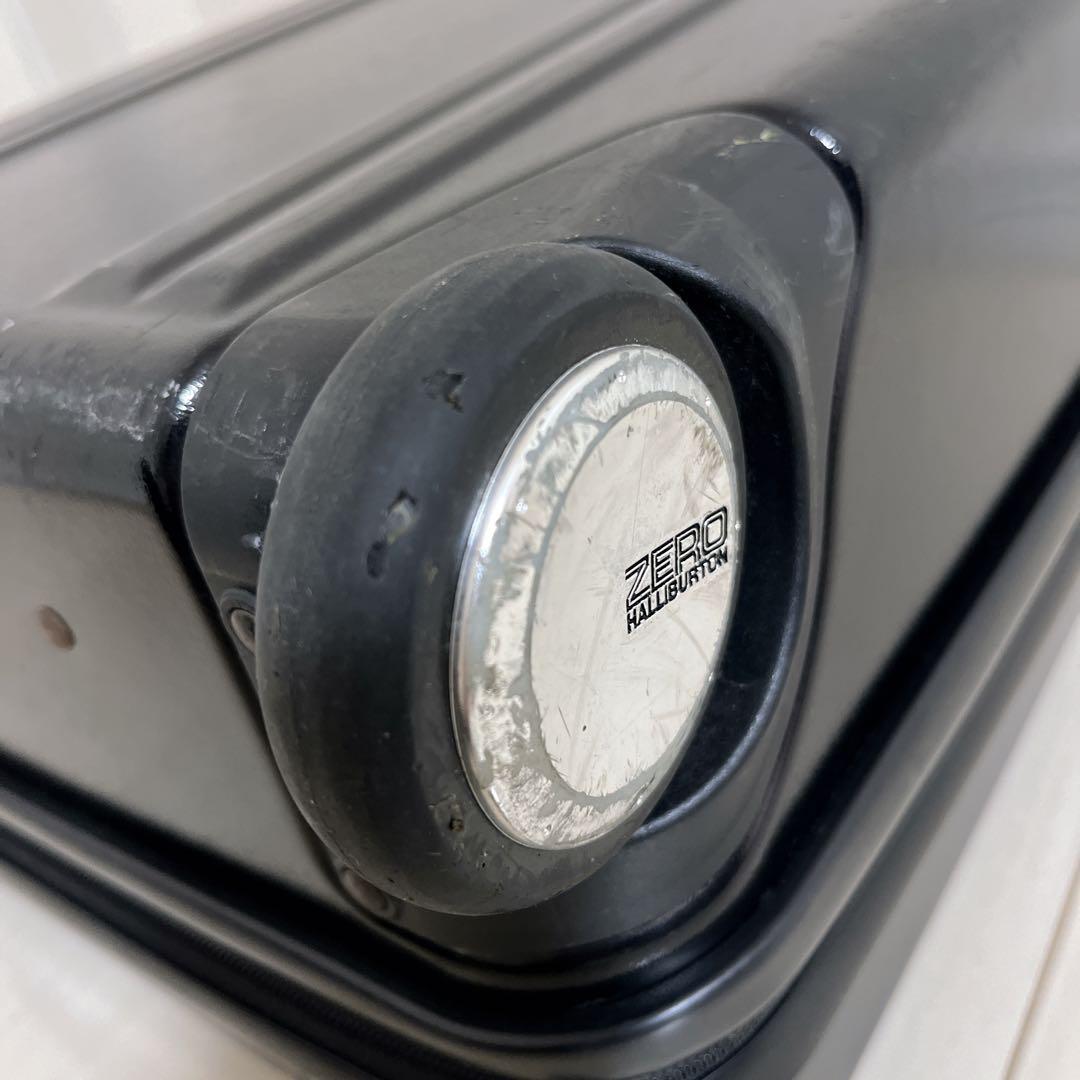 ゼロハリバートン ZERO HALLIBURTON スーツケース 2輪　ブラック