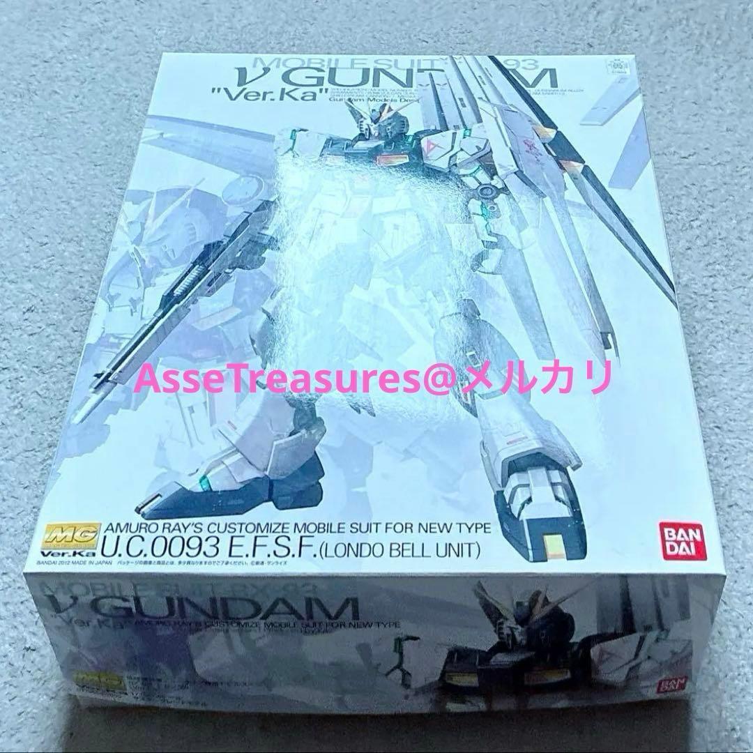 赤バンダイ MG 1/100 νガンダム Ver.Ka マスターグレード