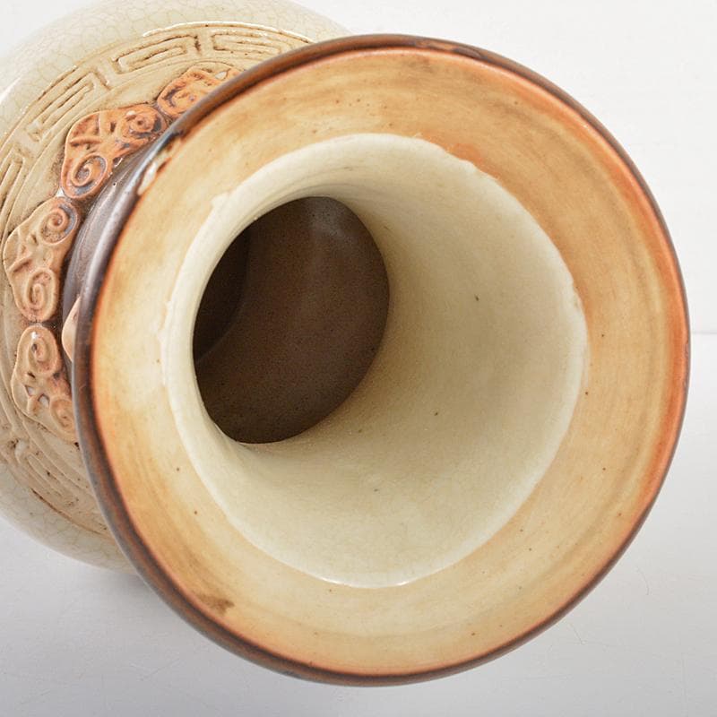 中国　耀州窯青磁　貼神獣面文瓶　唐木台付　在銘　M　R5981