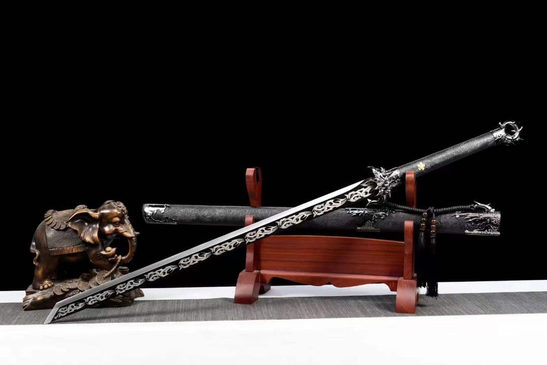 黒金古刀～龍牙唐刀 古兵器   武具　刀装具　日本刀　模造刀