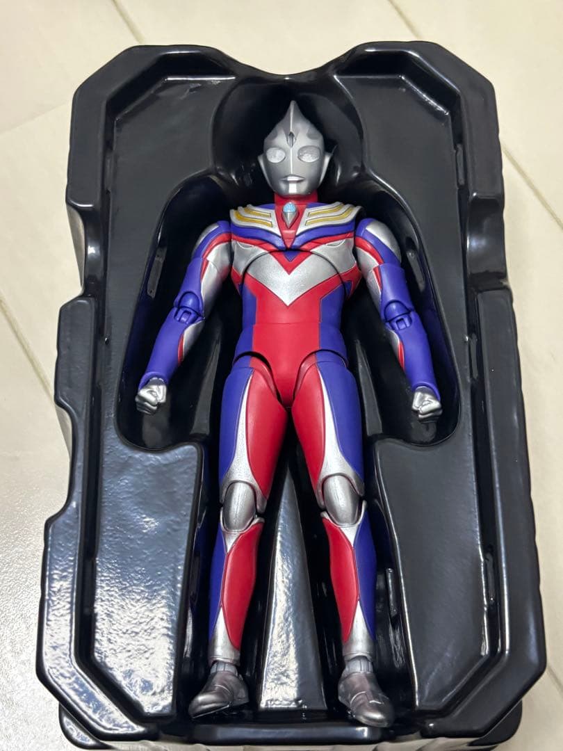 真骨彫製法　ウルトラマンティガ　ウルトラの星エディション