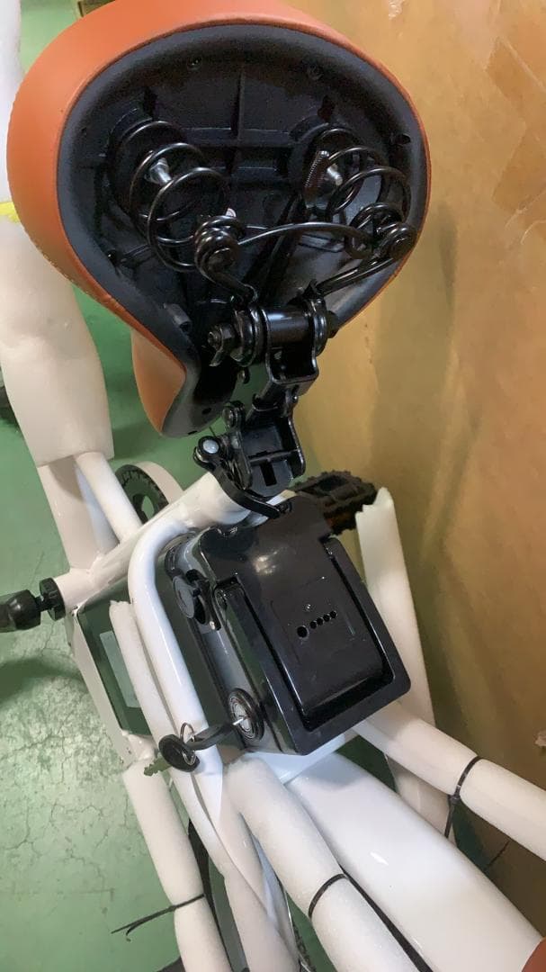 Assuto 電動アシスト自転車 5段階アシスト シマノ6段変速 欠品あり