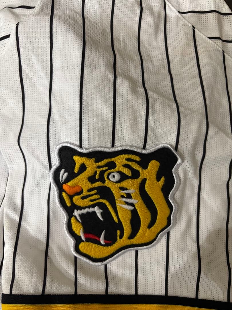 阪神タイガース 岡田監督 ユニフォーム 80