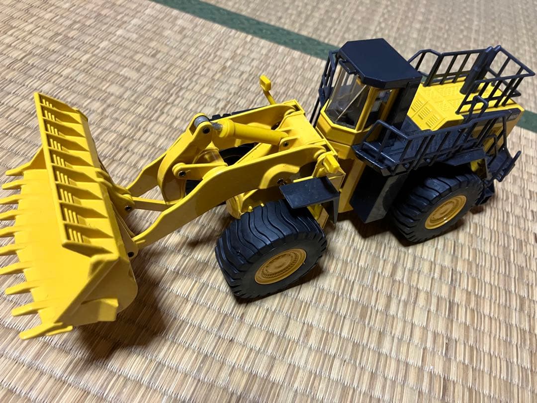 コマツ KOMATSU WA900-3 & PC200-8 セット