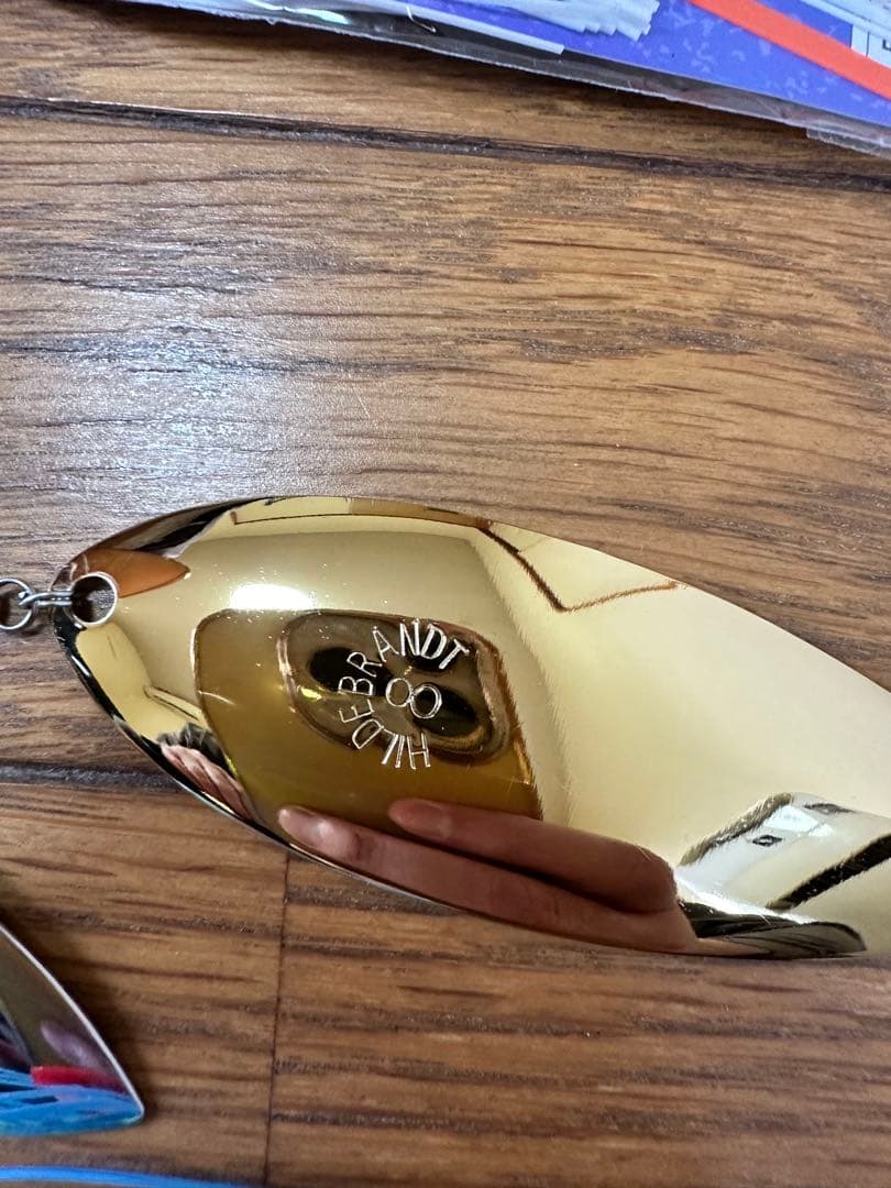 未使用品ヒルデブランド8番ブレード5枚付き、エンジェルスピナーベイト5/8オンス