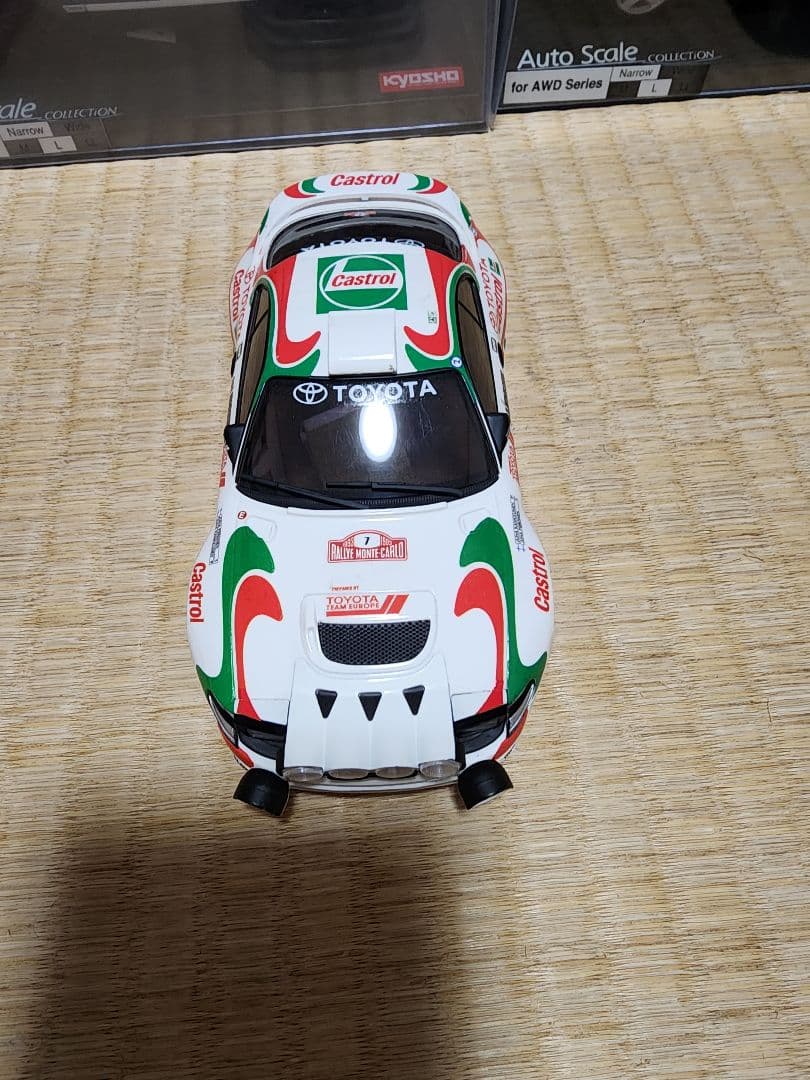 京商 オートスケールイニシャルD AE86未開封とHKSその他使用済みボディ