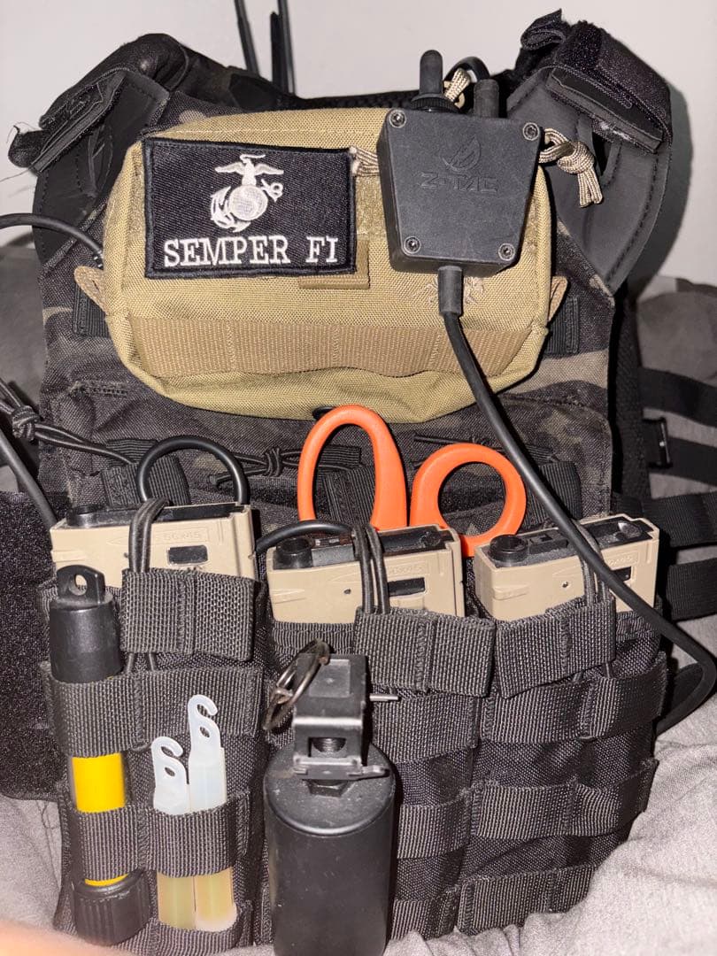 Eagle force プレートキャリア