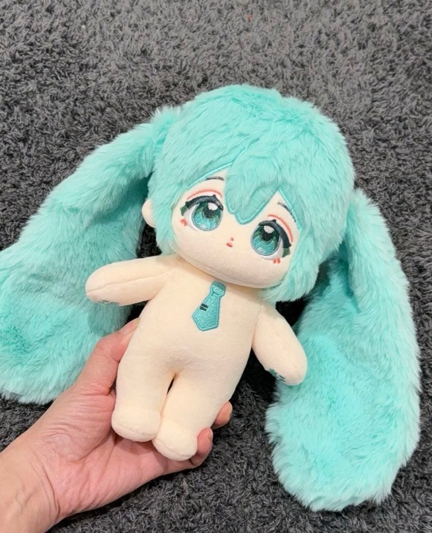 20cm超可愛いミク着せ替えぬいぐるみ