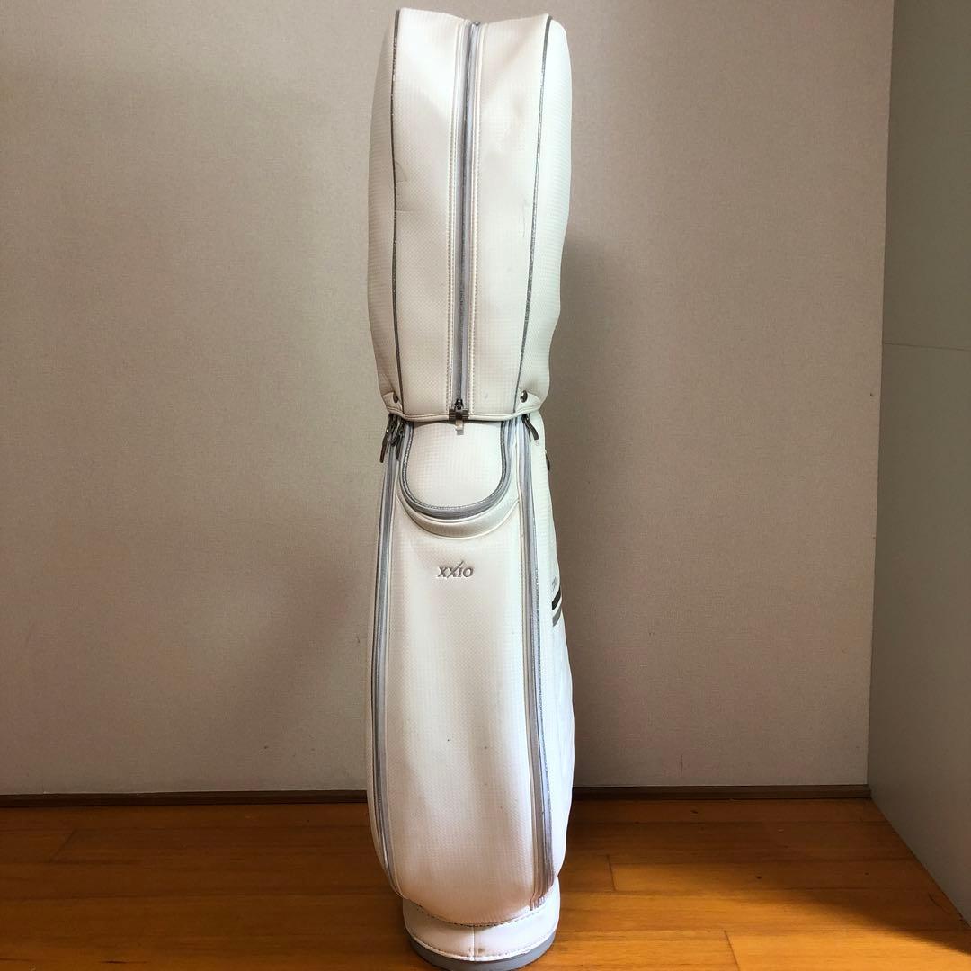 XXIO ゼクシオ キャディバッグ ホワイト フード付き レディース