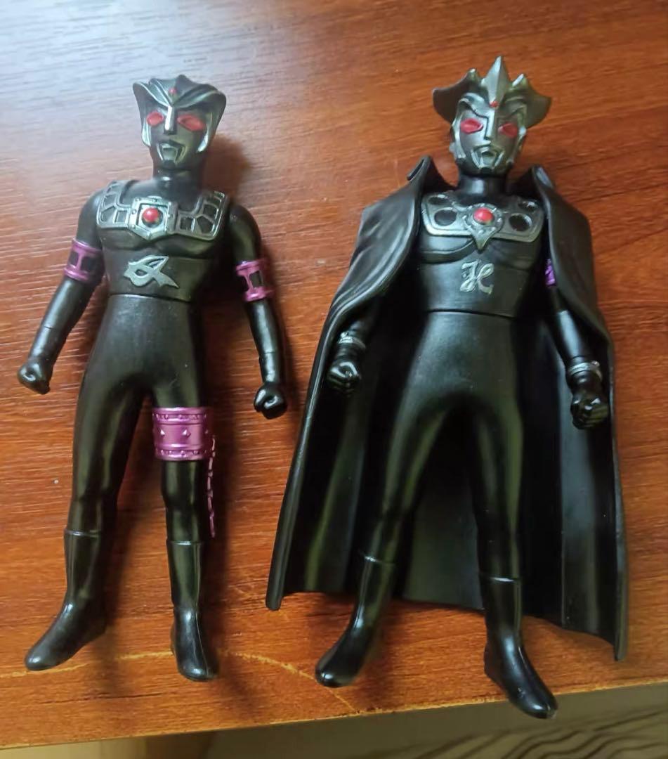 ウルトラマンレオ　アストラ 塗装　ダークネス　ソフビ　フィギュア　カオス