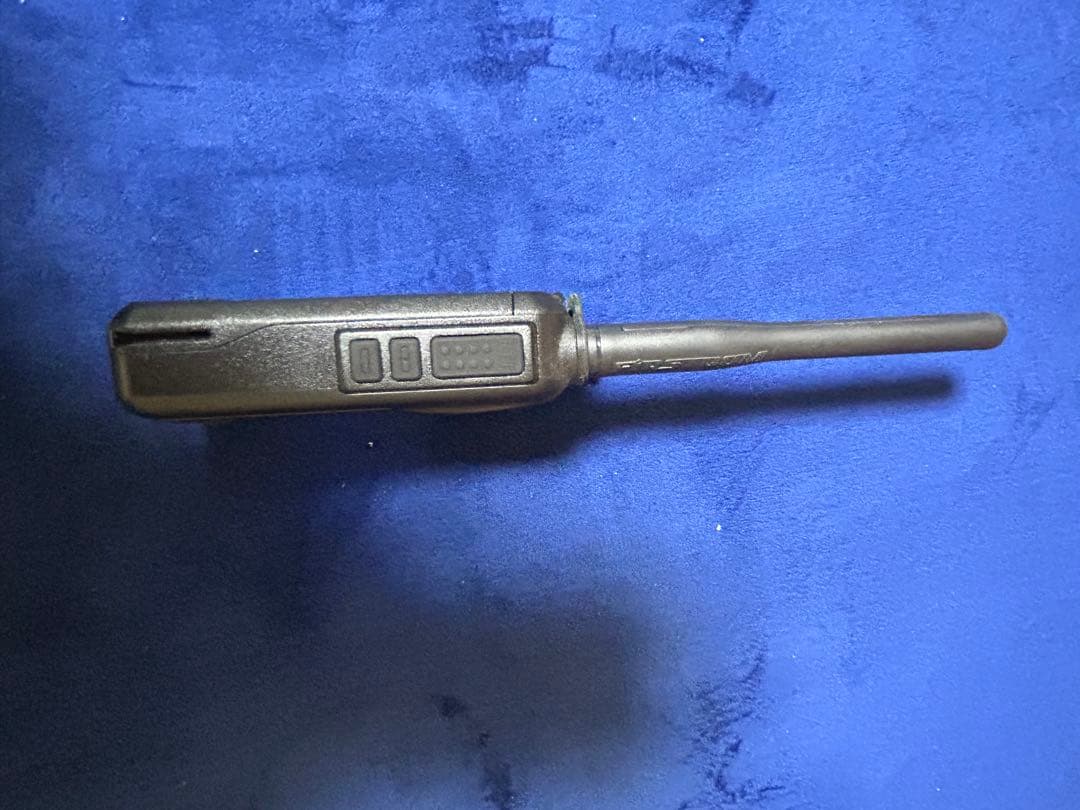 デジタル簡易無線　FC-D301 30チャンネル　5W