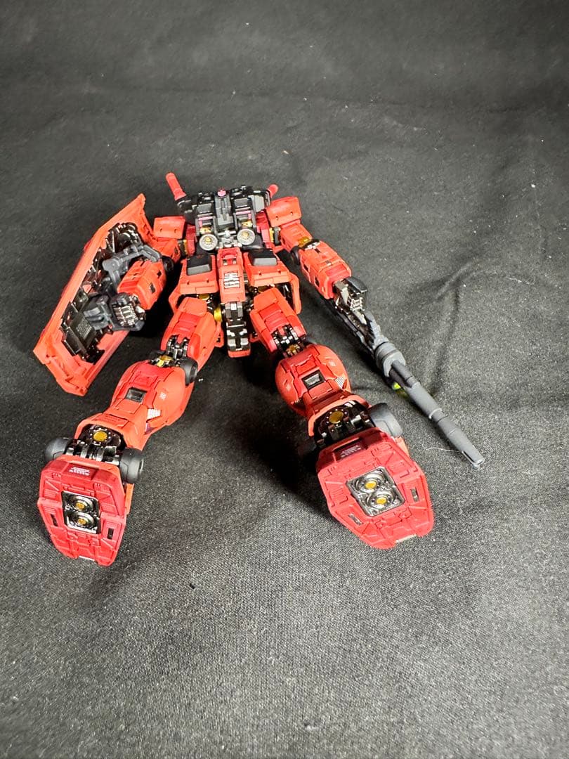 RG ガンダム　ver2.0 シャア専用カラー　期間限定値引き