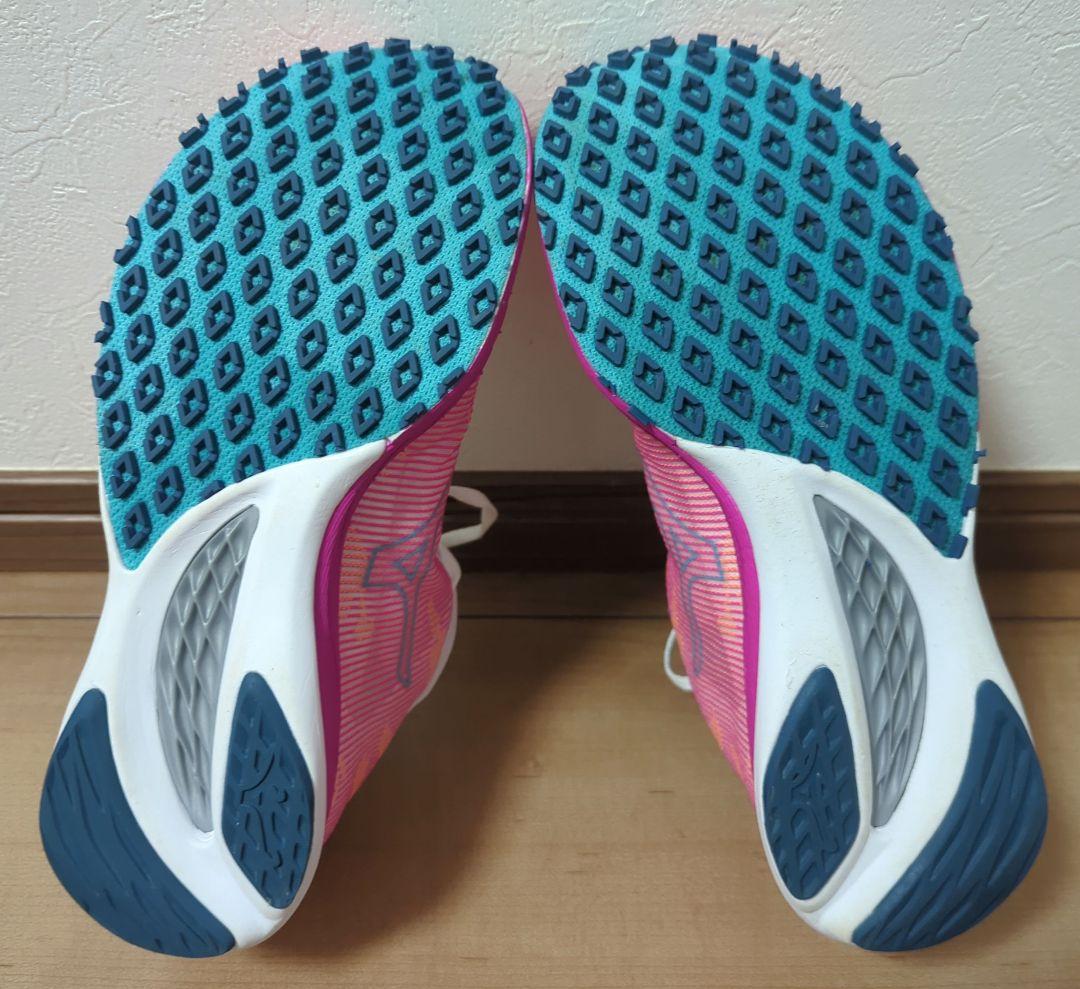 【美品】Mizunoウェーブデュエル3 ランニングシューズ ピンク 23.5cm