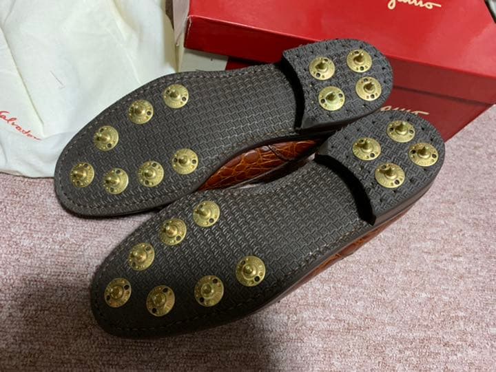 FERRAGAMO フェラガモ 23.5 ７C クロコ型押しレザー