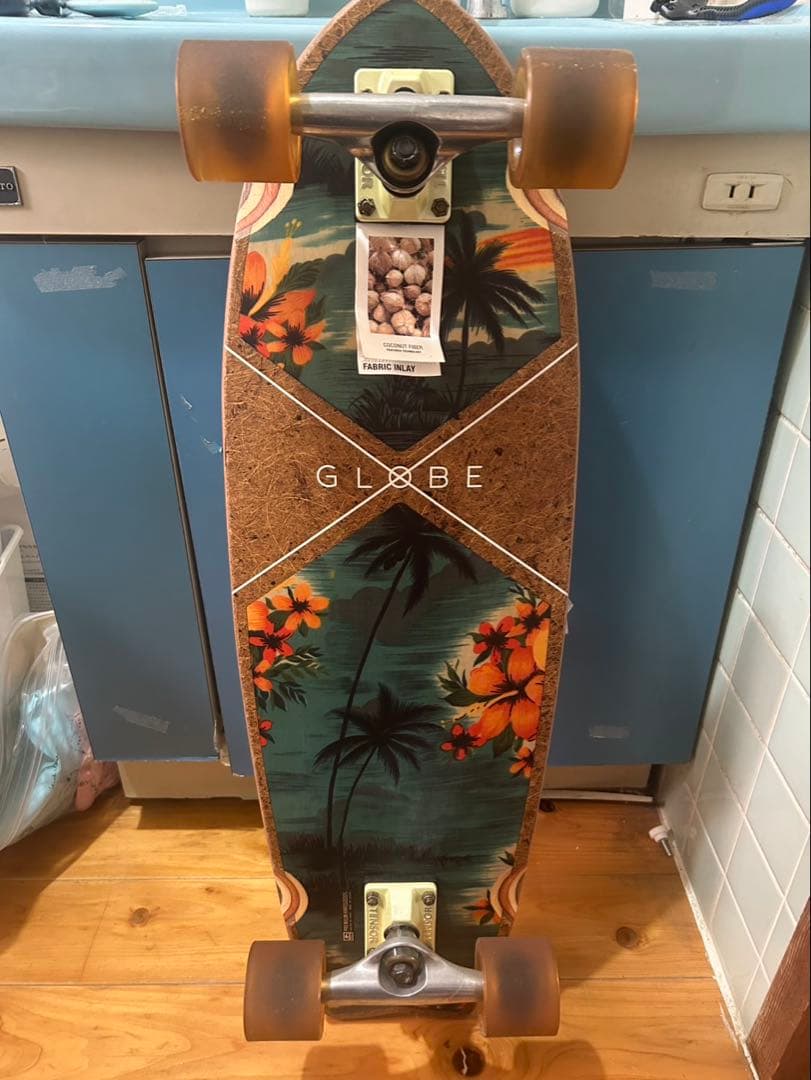 GLOBE トロピカルデザイン ショートボード