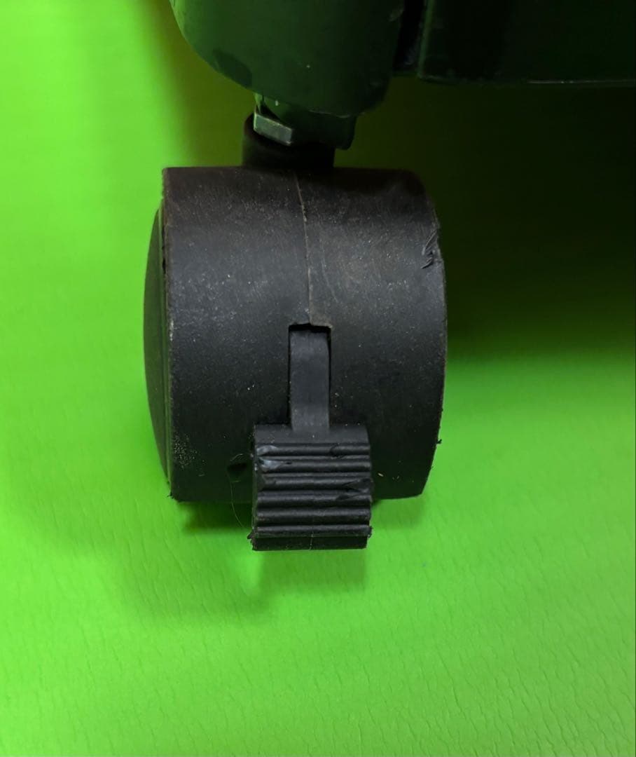 金属製ケージ 引き出し式トレイ付き