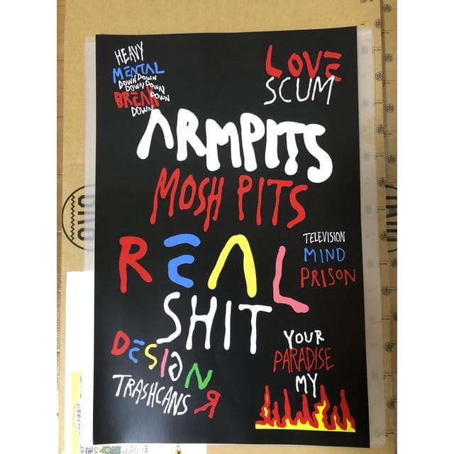 GUCCIGHOST Trevor Andrew Arm Pitsミニポスター