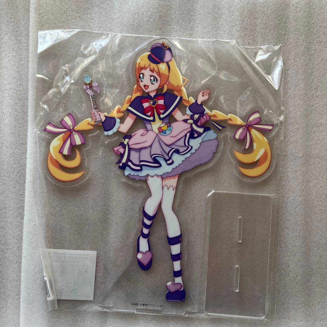 わんだふるぷりきゅあ　bigアクリルスタンド　ED しあわせえぼりゅ〜しょん