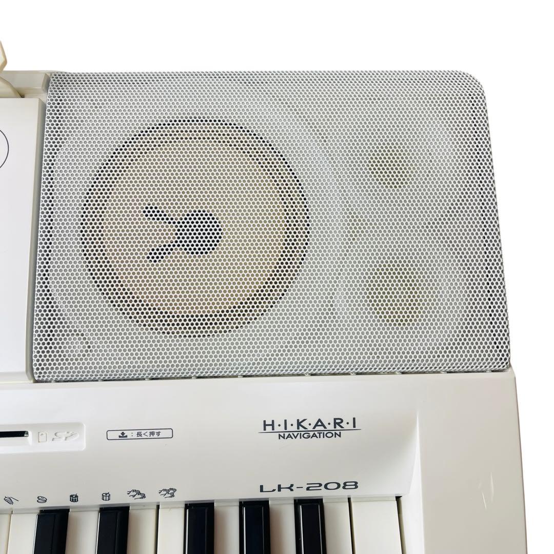 美品　CASIO LK-208 光ナビゲーション キーボード 電子ピアノ カシオ