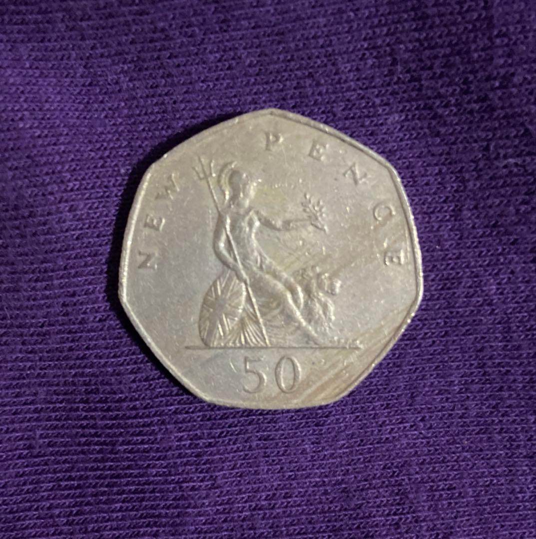 1980年　エリザベス女王　ブリタニア英国王立造幣局 大型 50ペンス 