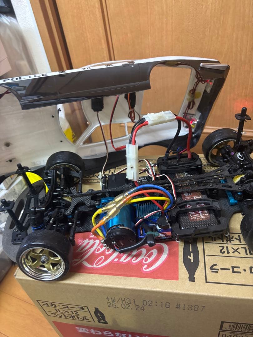 タミヤ ドリフト　ラジコン　パトカー