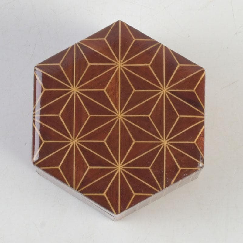 茶道具　鷹の巣　箱根寄木細工　六角香合　箱付　V　9703