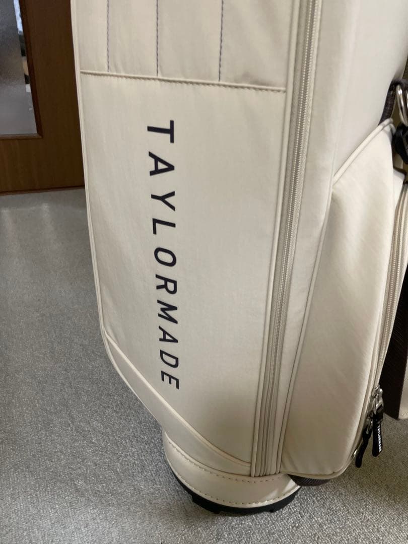 テーラーメイド　ゴルフキャディバッグ　新品未使用　ウィメンズ