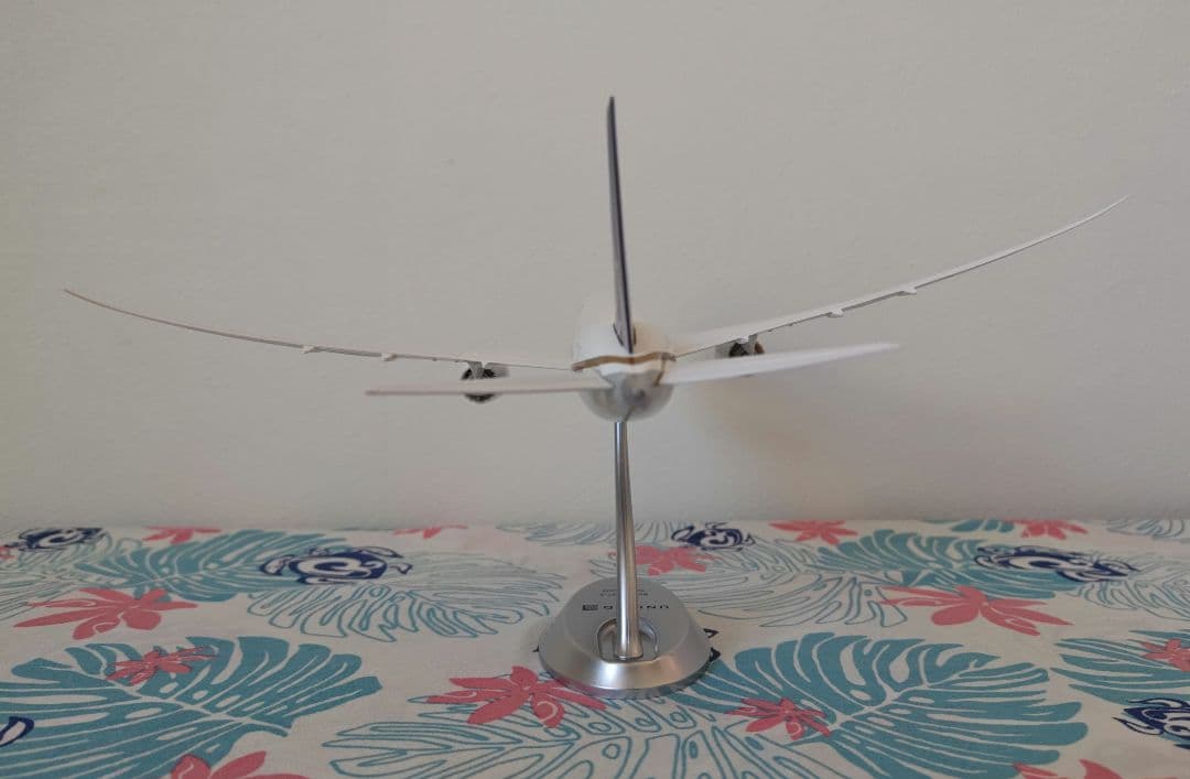 United航空 飛行機模型 Boeing 787-9 scale 1/200