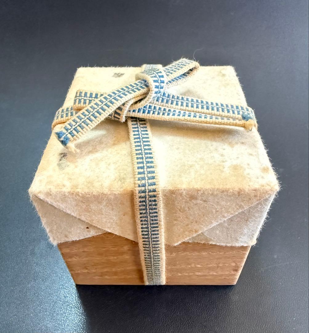 上作　西岡小十　斑唐津ぐい呑共箱、共布