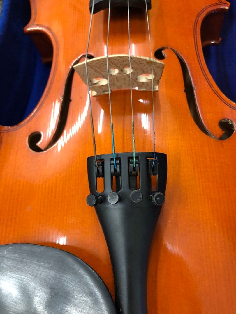 Andalusia バイオリン4/4 弓、松脂　ケース付き